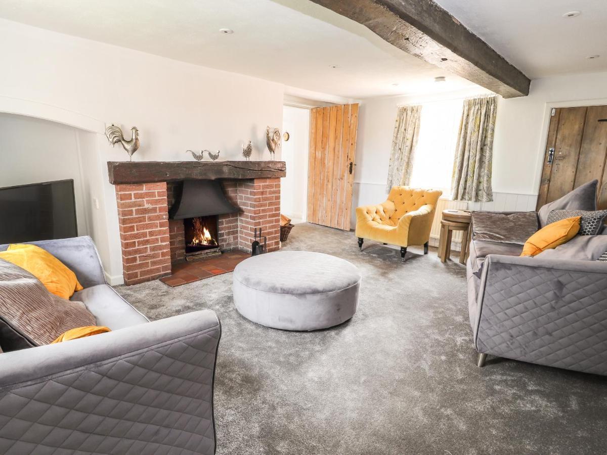 Hill Farm Villa Nantwich Exteriör bild